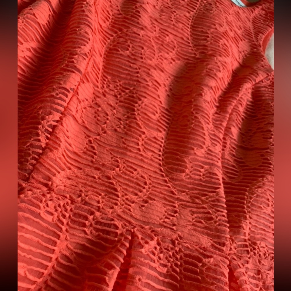 Dress - Picture 2 of 4